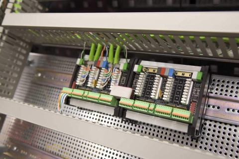 LOX-Connect CAT V4 Verteilerklemme 4-Kanal für Loxone / Tree / KNX / 1-Wire