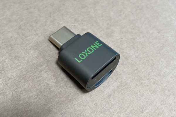 Loxone USB-C Micro-SD Kartenleser